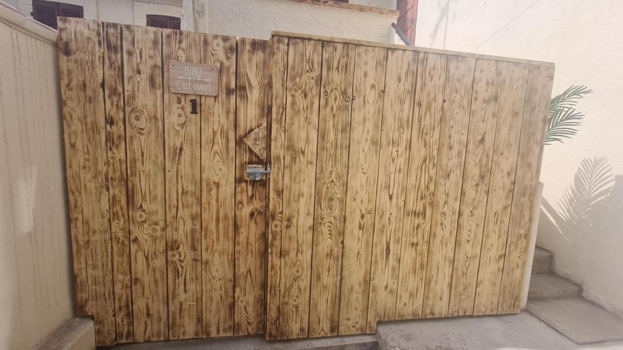 T2 Chambre Miroir Jardin Et Parking Prive מרסיי מראה חיצוני תמונה
